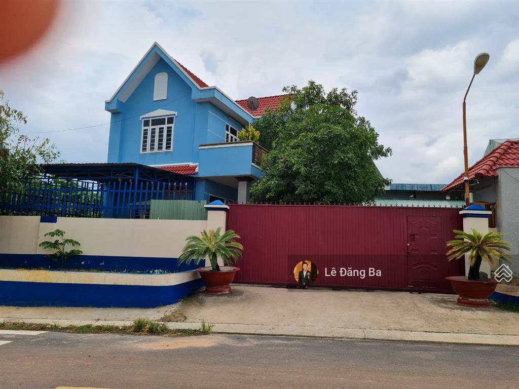 Cần bán xưởng hơn 13000m2, ngang hơn 100m, kcn mỹ phước 4, có thu nhập sẵn 400tr/tháng, giá 75tỷ