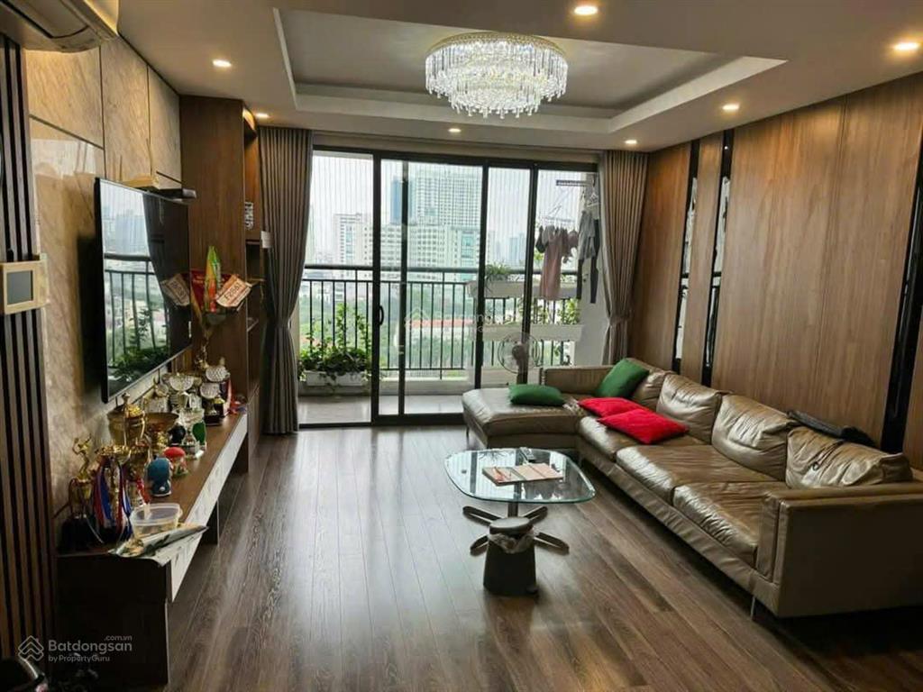 Chính chủ bán căn góc 110m2 thiết kế 3 phòng ngủ, bc đông nam view đsq nga. 0866 562 ***