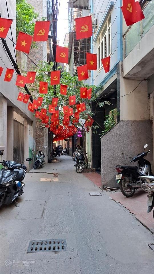 Vũ trọng phụng quan nhân nhà mặt ngõ thông kinh doanh tốt. ô tô qua nhà. diện tích 45m x 4 tầng.