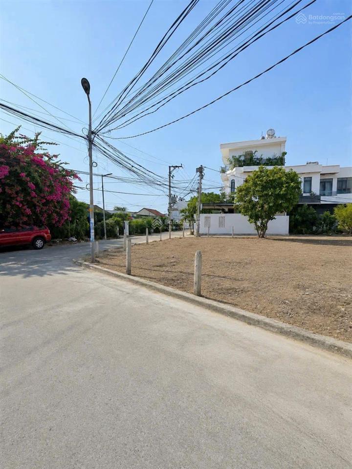 Lô góc đẹp 90m2 mặt tiền đường xóm hạ, thái thông ngay chợ vĩnh thái chỉ 2,65 tỷ/ 0931 800 ***