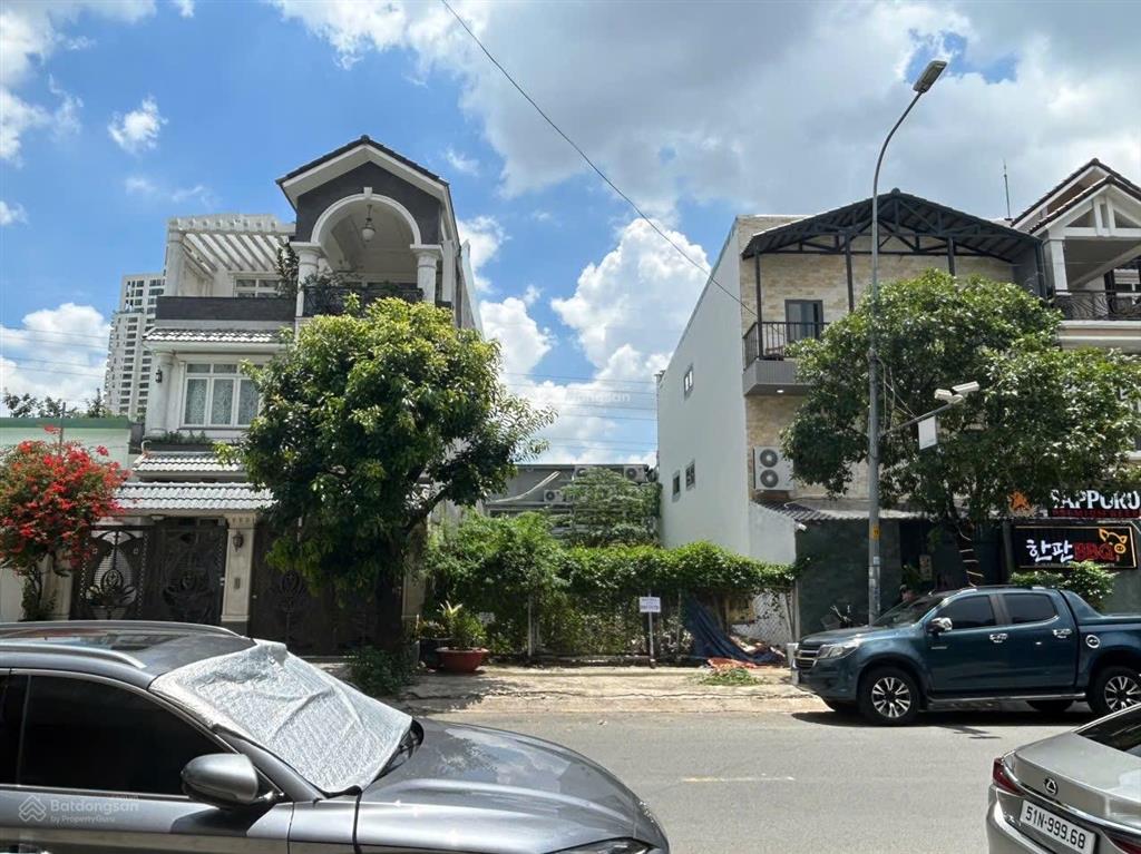 Bán đất mt đường số 7, gần song hành và trần não, 7.5x20, 150m2, 36 tỷ
