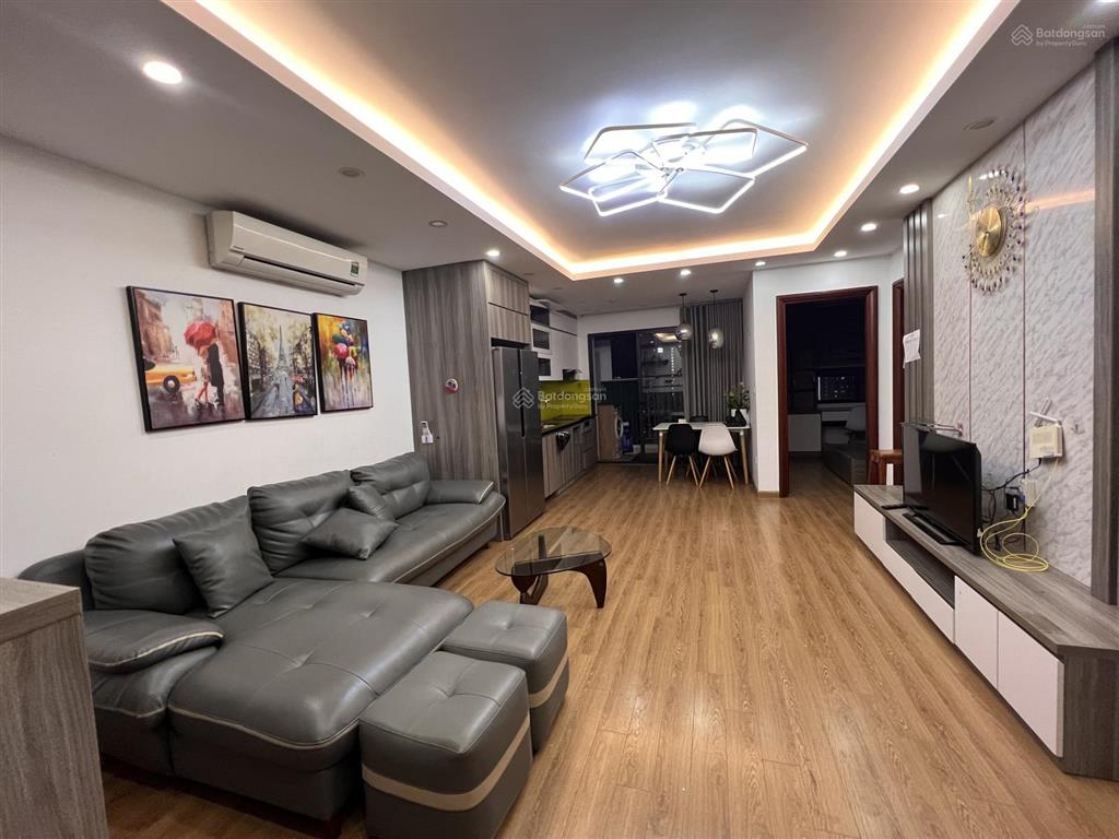 Chính chủ bán căn hộ cc 68m2 2pn tại 219 trung kính, cầu giấy, hà nội