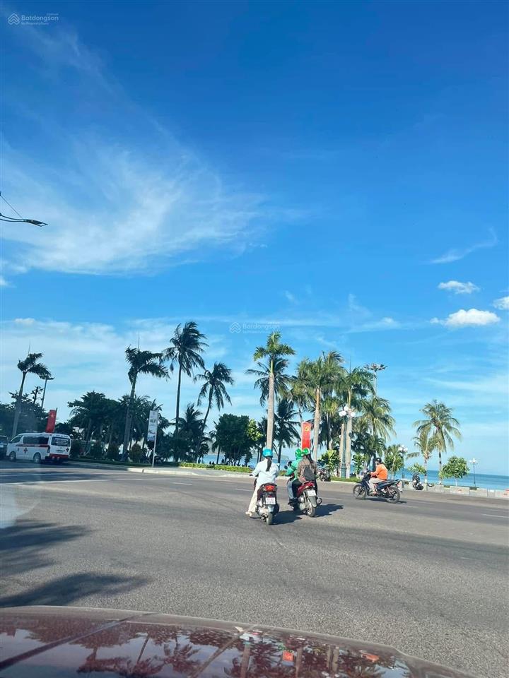 Bán đất nền ven biển phường hải cảng cũ. dt 40m2 ngang 4m. giá kđ 1tỷ350 trở lên.