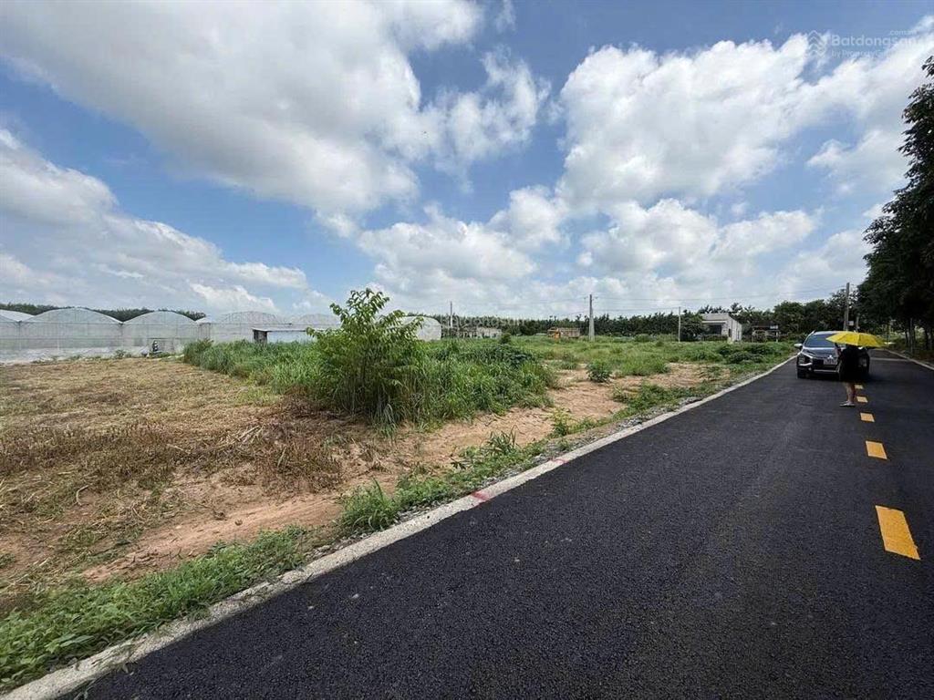 Ngộp 326m2 thổ cư giá 460tr sát chợ trường sổ riêng