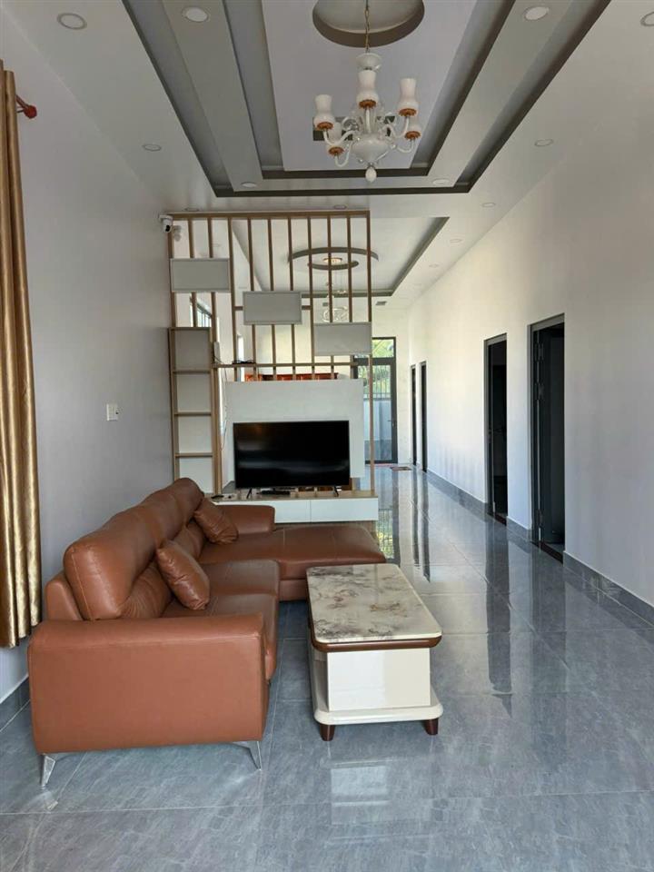 NHÀ ĐẸP - GIÁ TỐT - Chính Chủ Bán Nhà Riêng Tại Đường huyện 92, phường Đạo Thạnh, Đồng