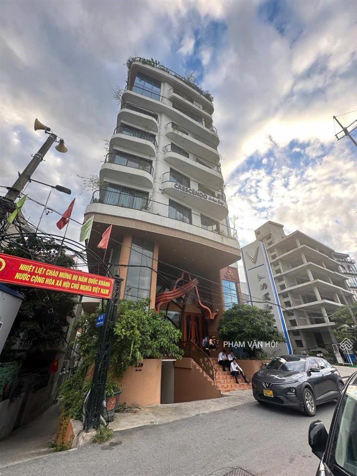 Bán tòa nhà lô góc âu cơ 242m 10 tầng view hồ tây sông hồng dòng tiền 450tr/tháng giá 150 tỷ