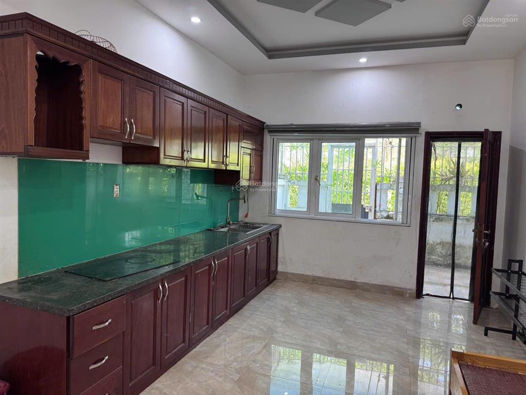 Bán nhà ecolakes vị trí đẹp, giá tốt chỉ 2,850 tỷ (bao sổ), sau lưng công viên, full nt