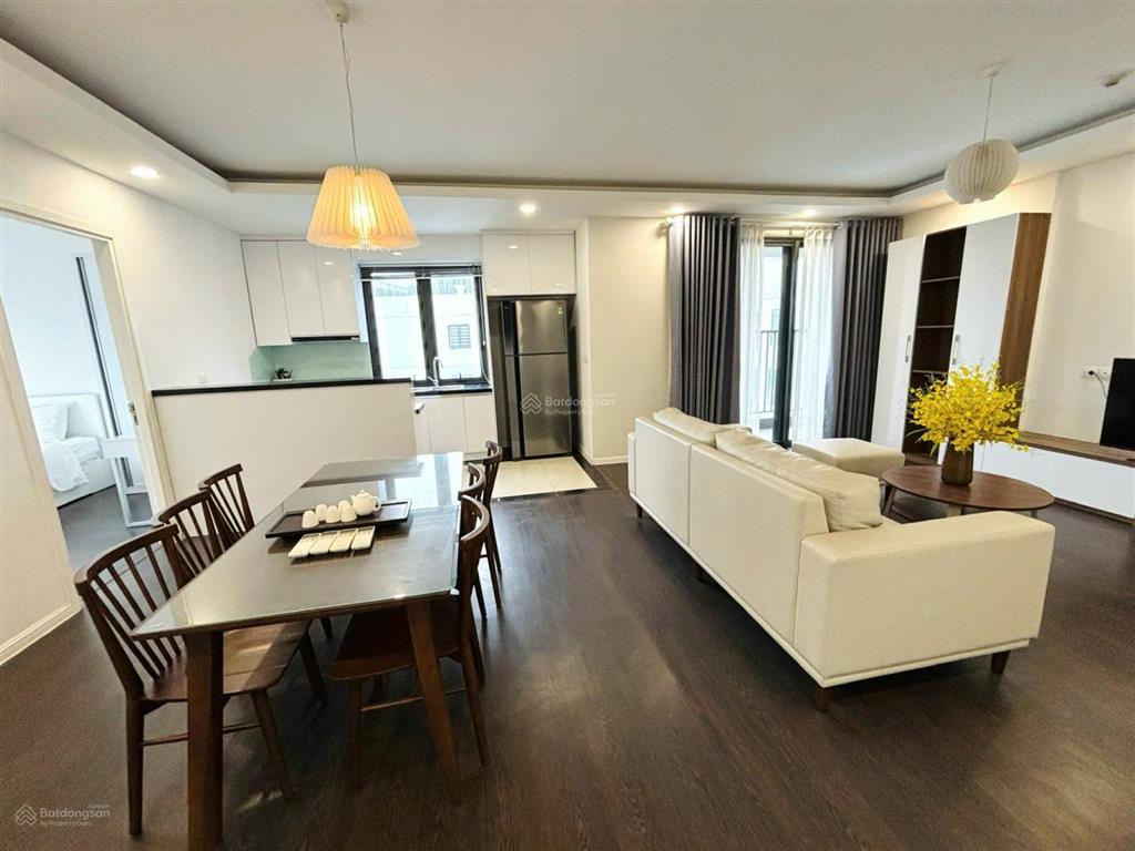 Bán cắt lỗ 1 tỷ căn hộ góc imperia minh khai view sông hồng