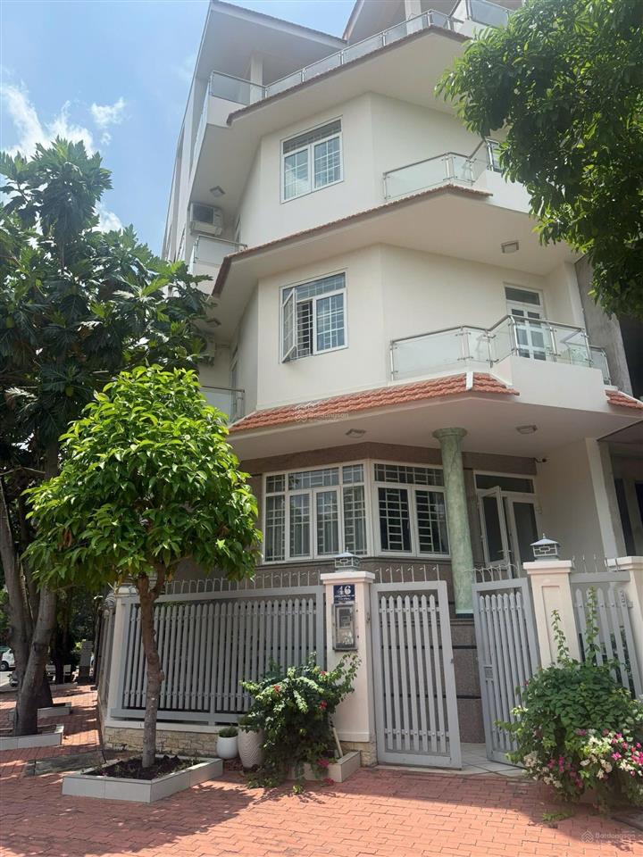 Cần bán gấp căn góc him lam quận 7 giá tốt khu vực