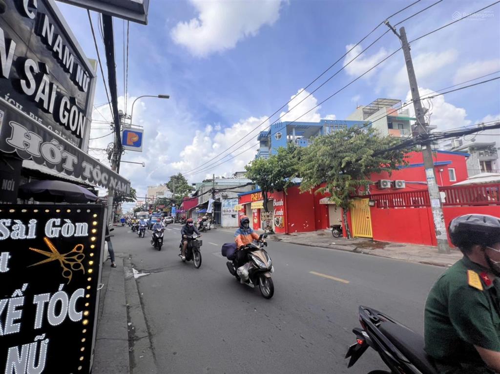 Khuôn đất siêu phẩm ở lê văn sỹ, quận 3, diện tích 18x35m đang có hđt 400/th, giá chỉ 175 tỷ