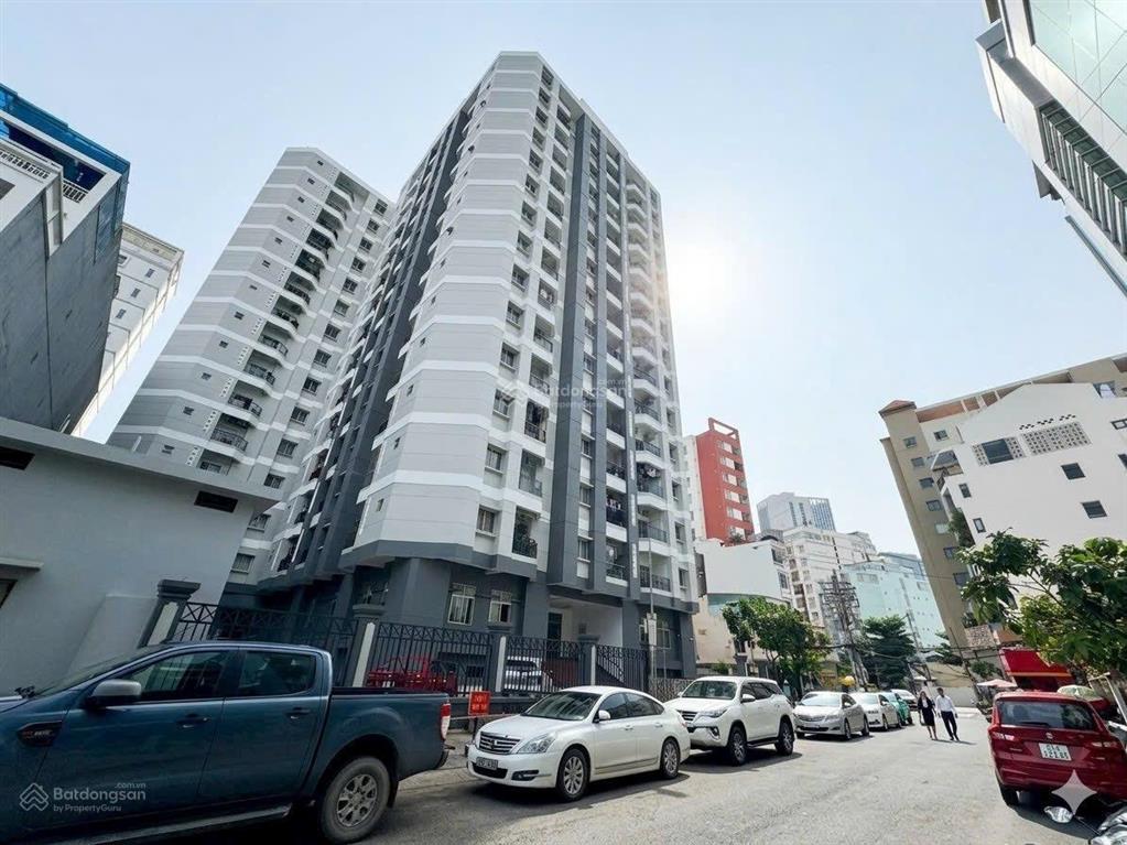 Bán cc thế kỷ 21, bình thạnh, 2 phòng ngủ, view landmark81, (hướng nam), 70m2, 4.85 tỷ