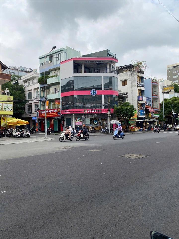 Góc 2mt khu phố ẩm thực phan xích long + phan đăng lưu dt 10x15m 3t hđt 138tr giá 30 tỷ
