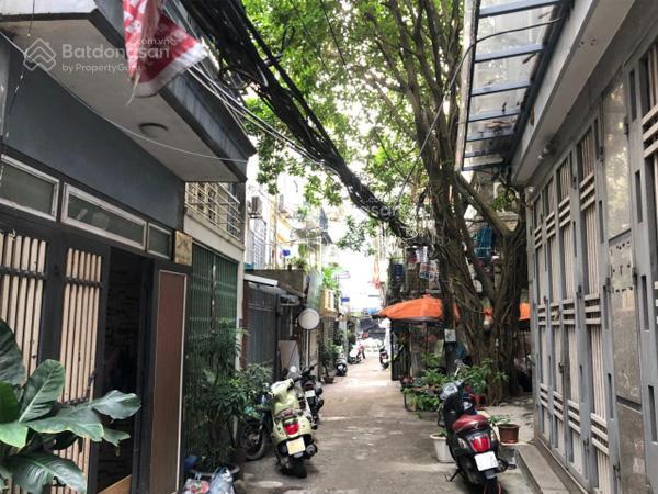 Nhà ngõ cực gần phồ ngay ngã tư trần khát chân giao phố huế 30m 5t 7,98 tỷ a.hà 0936 168 ***