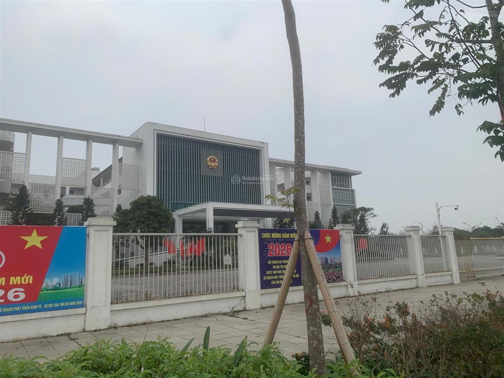 Bán đất phân lô 7.2ha trâu quỳ view vườn hoa sát cv gia lâm chủ cần bán gấp giảm 400tr