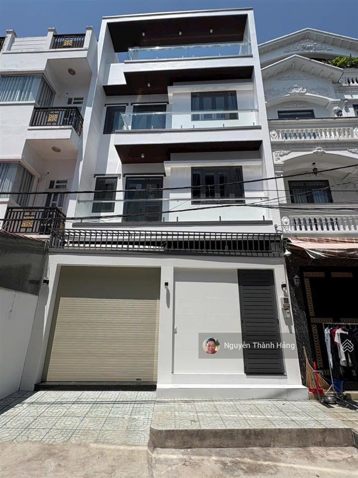 Bán nhà mặt tiền hẻm xe hơi, ô tô để trong nhà dt 86m2 4 tầng sổ hồng full nội thất. giá 11,2 tỷ tl