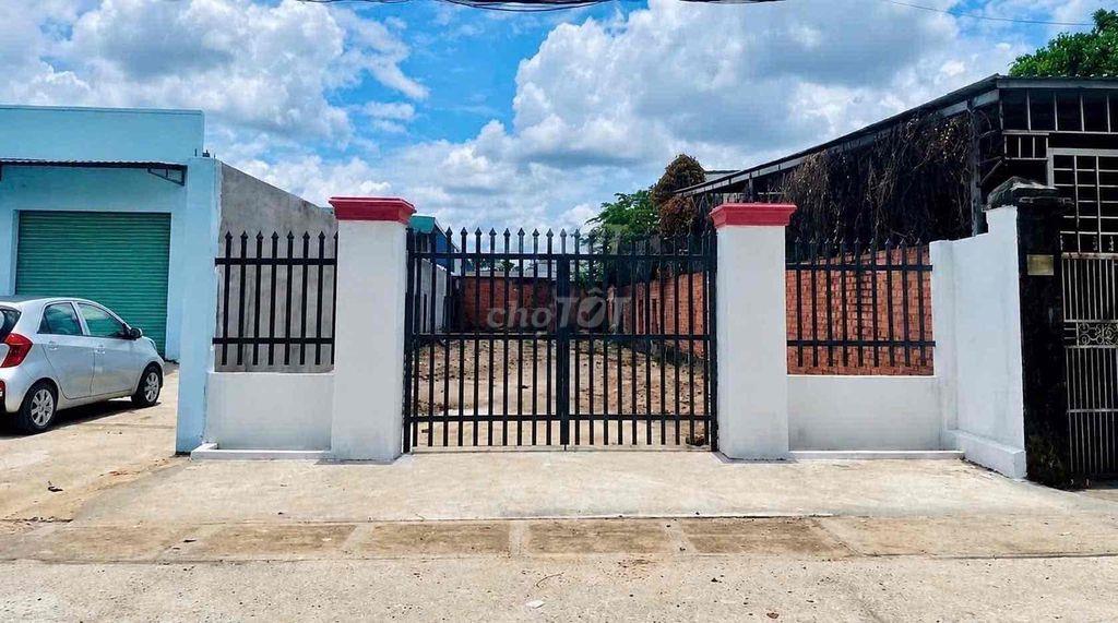 CẦN BÁN GẤP MIẾNG ĐẤT GIÁ NGỘP