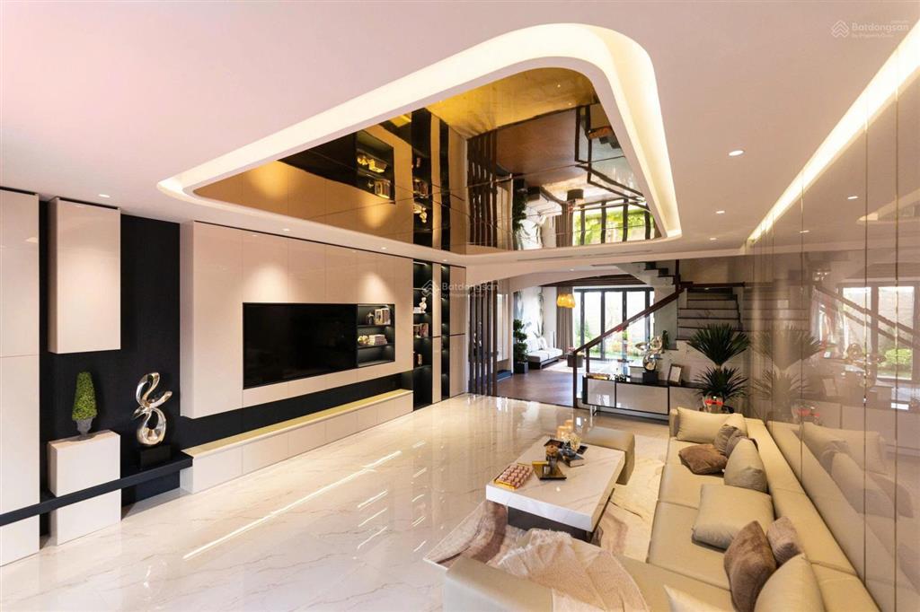 Nhà phố 3.8 tỷ nâng cấp không gian cho gia đình 1 trệt 3 lầu sổ hồng riêng kcn phú an thạnh