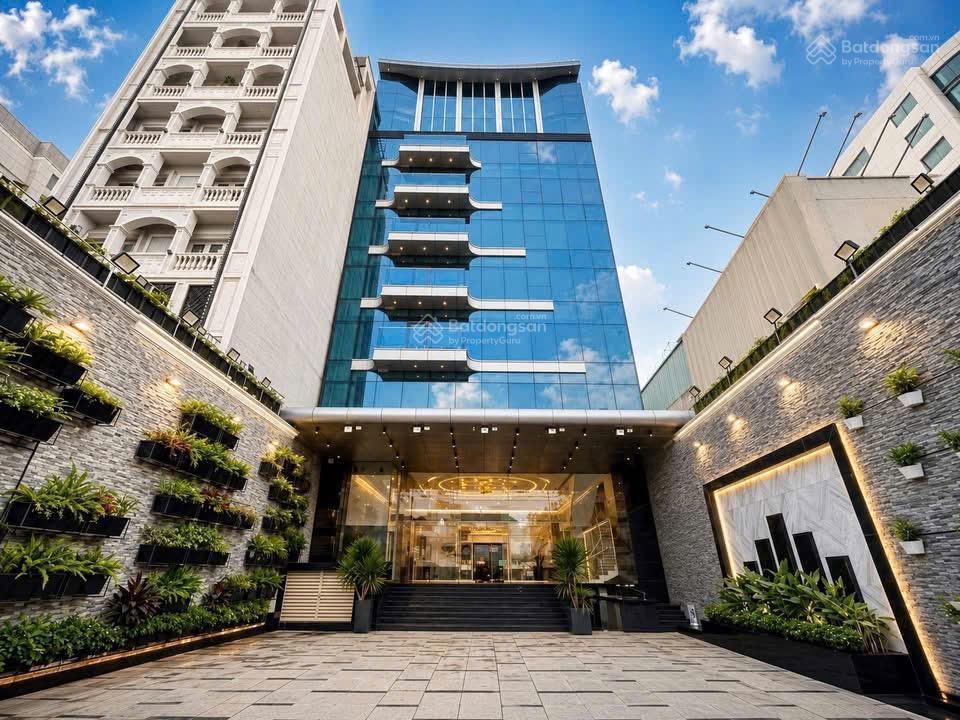 Hiếm! cần bán building office 2 hầm 10 tầng trục cách mạng tháng 8, p11, q3. dt 15x36m giá 440 tỷ