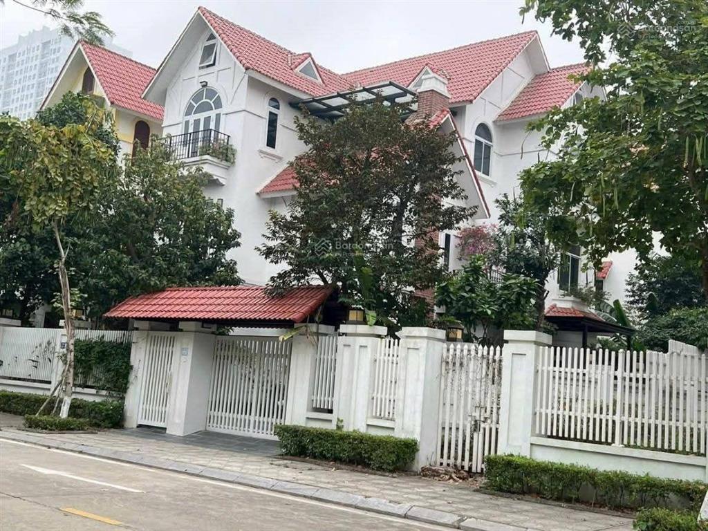 Biệt thự vip full nội thất nhập khẩu khu d lê trọng tấn, view công viên, 300m2 x 4t, nhỉnh 60 tỷ