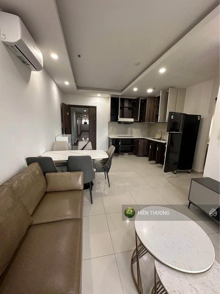 Chính chủ xả nhanh cc saigon asiana ở q6, dt 68m2 gồm 2pn 2wc, có sẵn nội thất, giá 1 tỷ 680