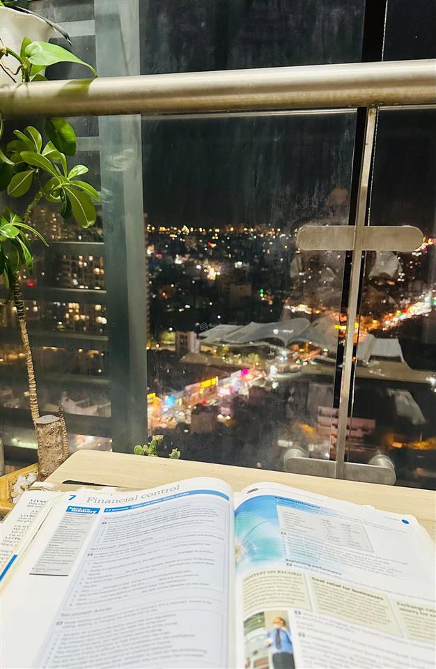 Bán gấp căn hộ cao cấp centana thủ thiêm view triệu đô, full nội thất gỗ chỉ 6.4 tỷ!