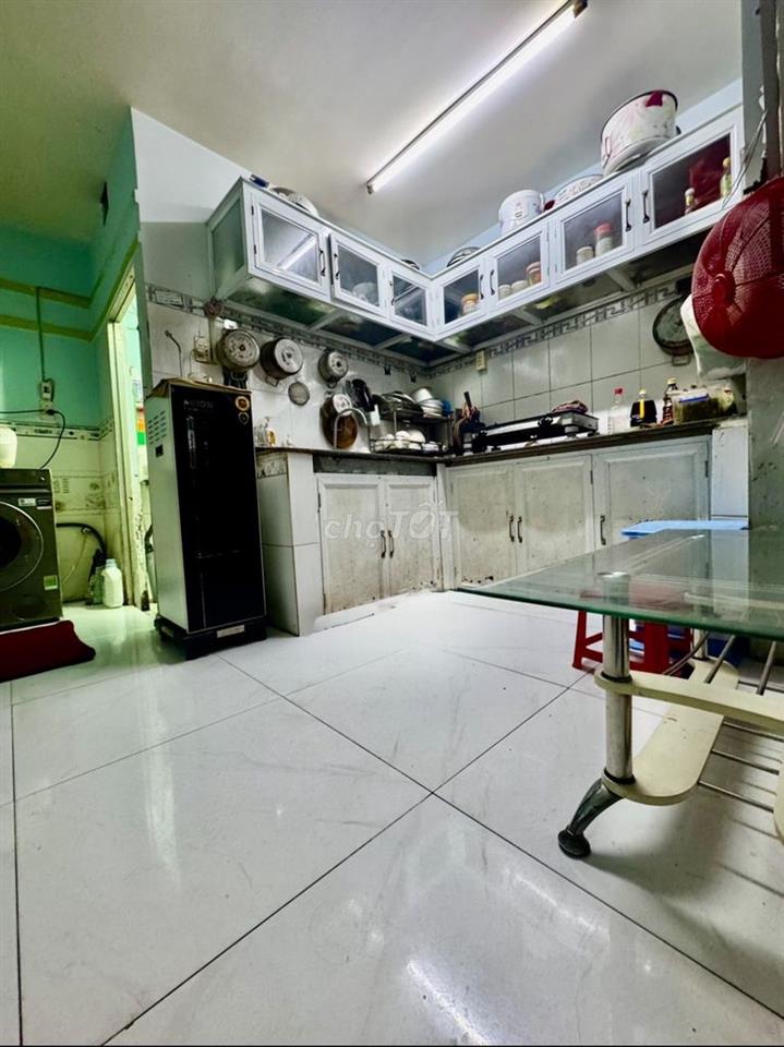 CHÍNH CHỦ BÁN NHÀ XÃ QUI ĐỨC HUYỆN BÌNH CHÁNH SÁT CÂY XĂNG PETRO 76