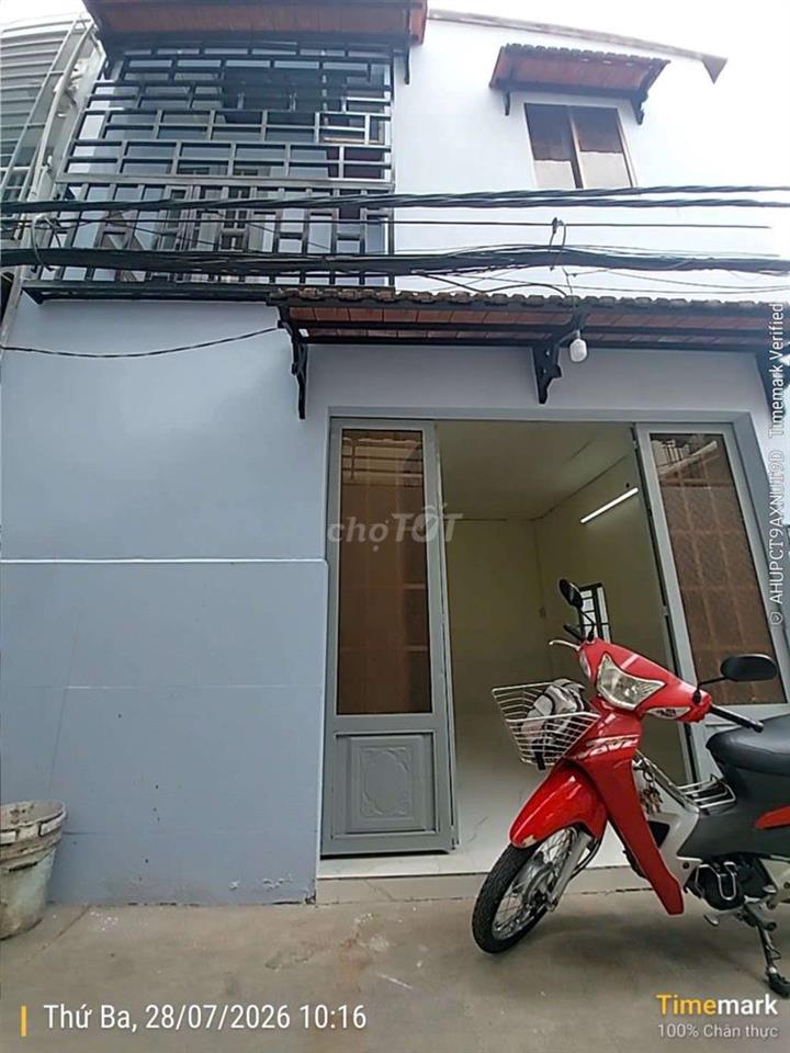 bán nhà gần vịt quay hùng trang xã bình hưng ql50
