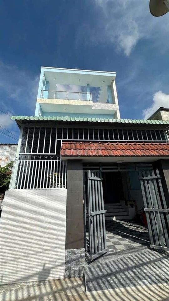 nhà đường ql50.xả bình hưng giáp quận 8.gằn khu dân cư phong phú 4.SHR