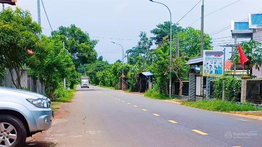 Bán mặt tiền kinh doanh 4,3 tỷ diện tích 518 m2100m2 thổ cư mặt tiền hướng đông cạnh trung tâm