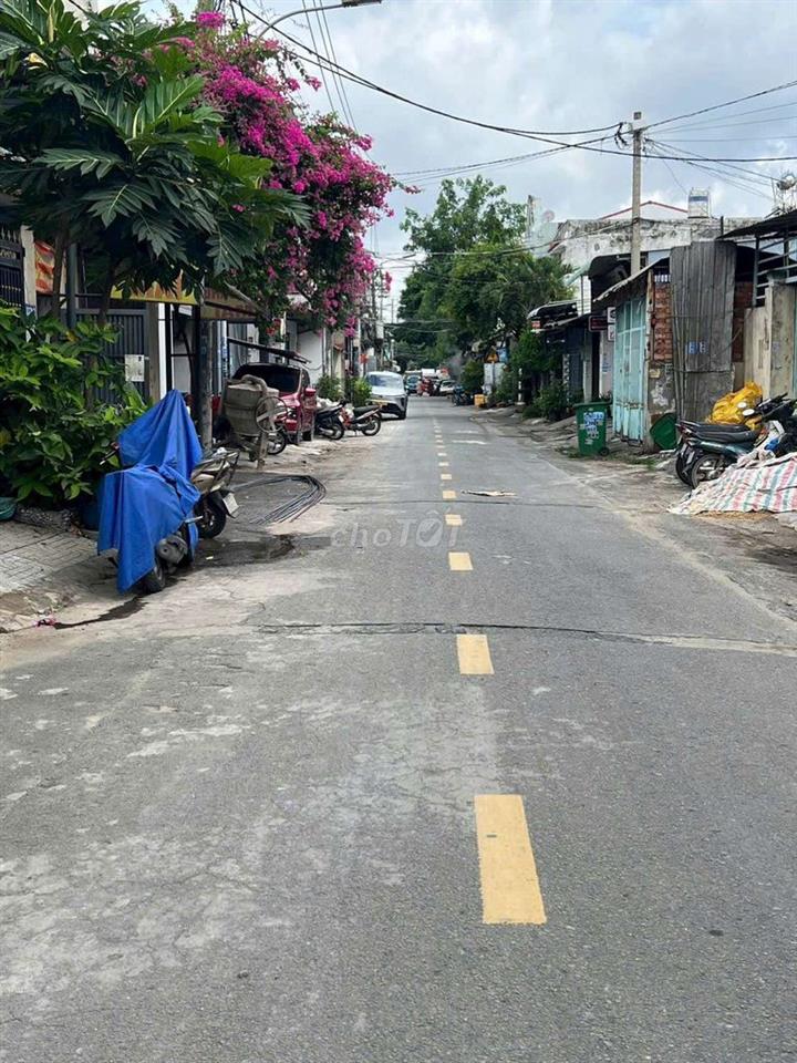 Lô đất đẹp 4m x 25m. Mặt Tiền Đường Hiệp Thành 23. Ngay BX Buýt