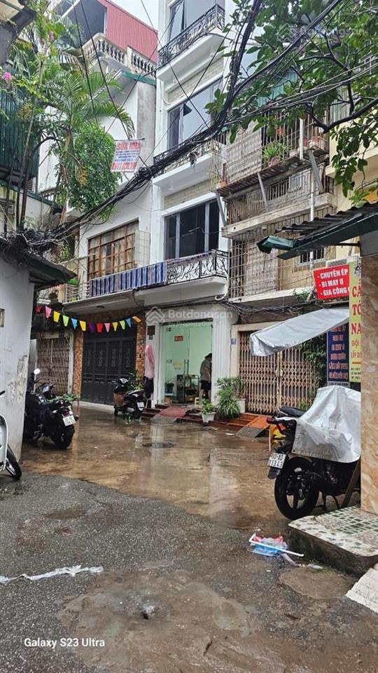 Nhà 3 tầng phố trần khát chân ngõ sh quay đầu, gần phố, ở ngay 42m2. giá 9 tỷ 1