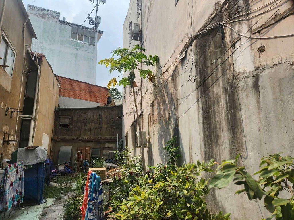 DẤT NƠ HẬU - HẺM XE Ô TÔ LÝ CHÍNH THẮNG QUẬN 3