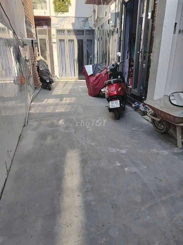 bán nhà hẻm 701 Trần Xuân soạn Q7