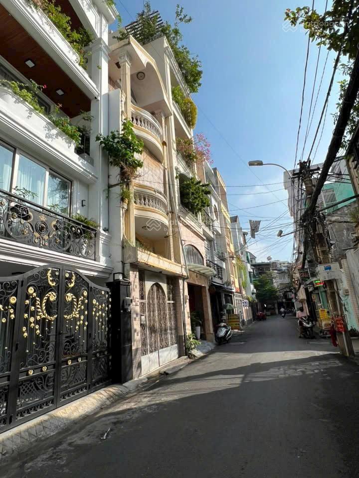 Bán nhà hẻm xe hơi đoàn thị điểm phú nhuận, dt 4x14m, 4 tầng, giá 12,9 tỷ tl, nhà chính chủ