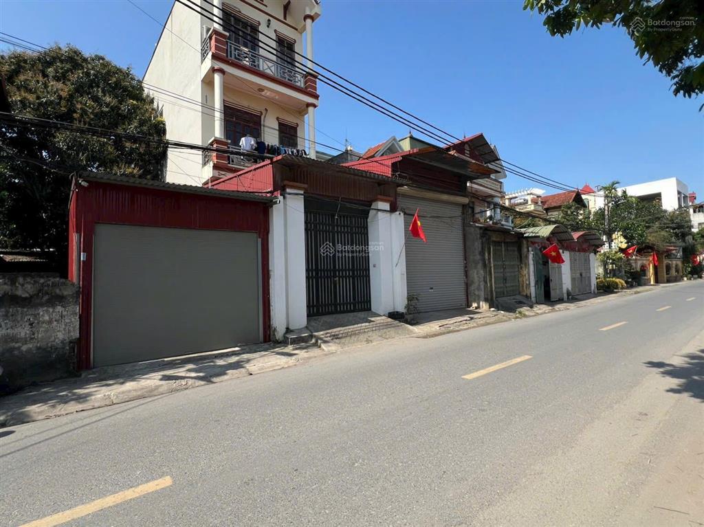 Bán nhà 3 tầng lô góc 101m2 đường thông ô tô gần khu công nghiệp btl viện nhiệt đới trung ương
