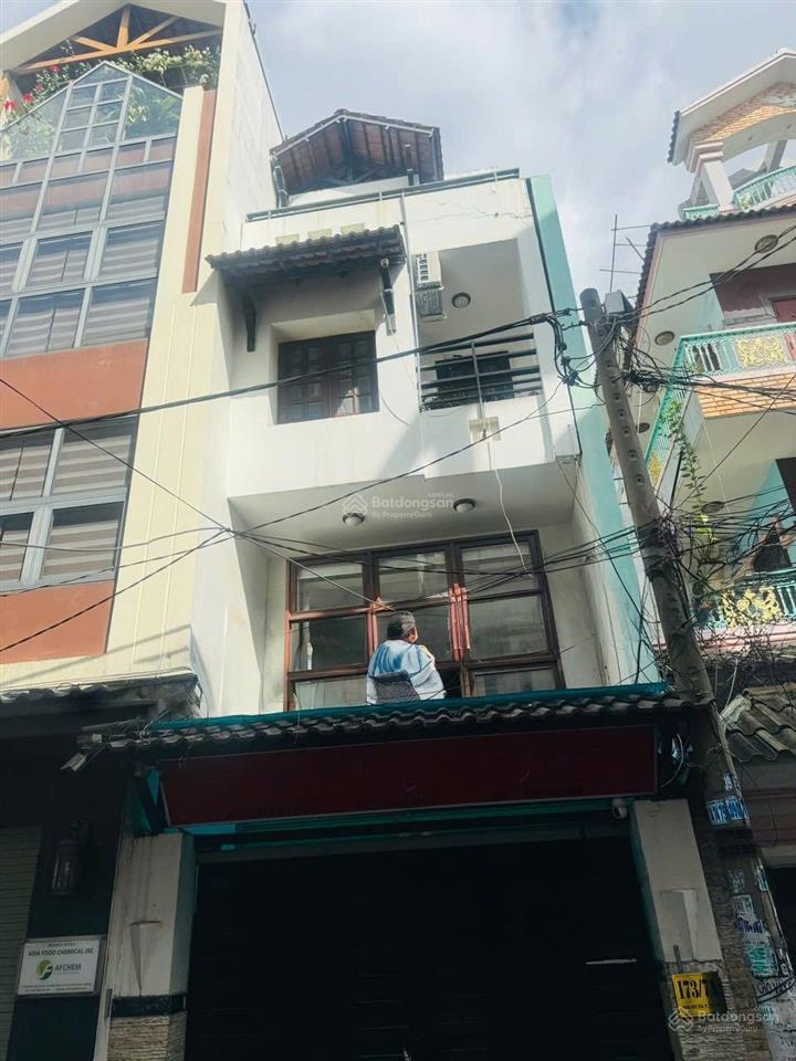 Phan huy ích f15 tân bình nhà 1 xẹc cách mặt tiền vào 30m. hẻm trước nhà 6m. dt 3.5m x 17m.