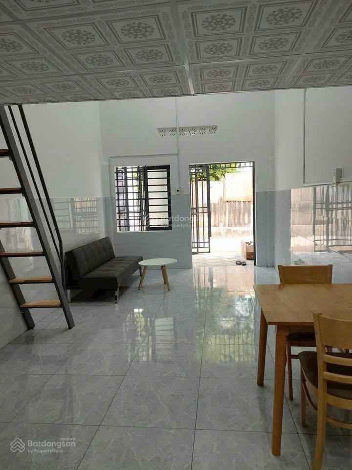 Bán dãy nhà trọ cao cấp hẻm huỳnh văn lũy phú lợi thu nhập 600tr/năm