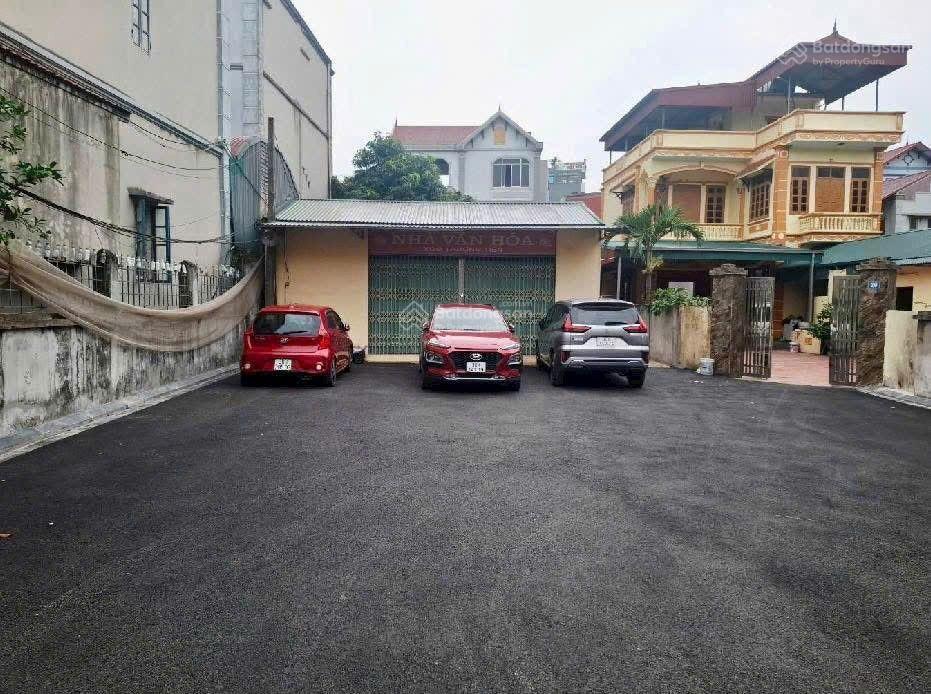 Vài bước chân ra cầu đông trù sát nhà văn hoá đường trường sa gần cầu tứ liên