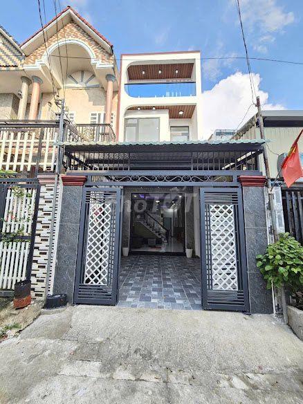 Bán nhà 1 trệt 1 lầu gần làng đại học quốc gia hồ chí minh