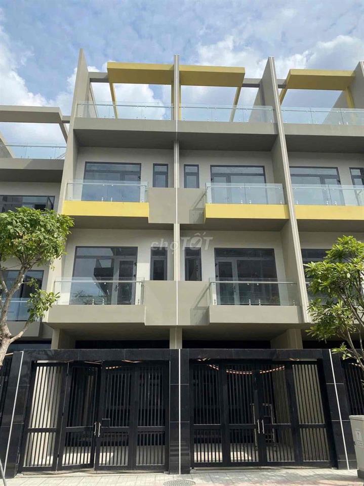 Nhà phố Bcons City Life thanh toán 21 tháng vốn từ 20% hỗ trợ lãi suấ