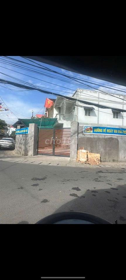 Chính chủ cần bán nhà 2 mặt tiền ở Việt lập dĩ an