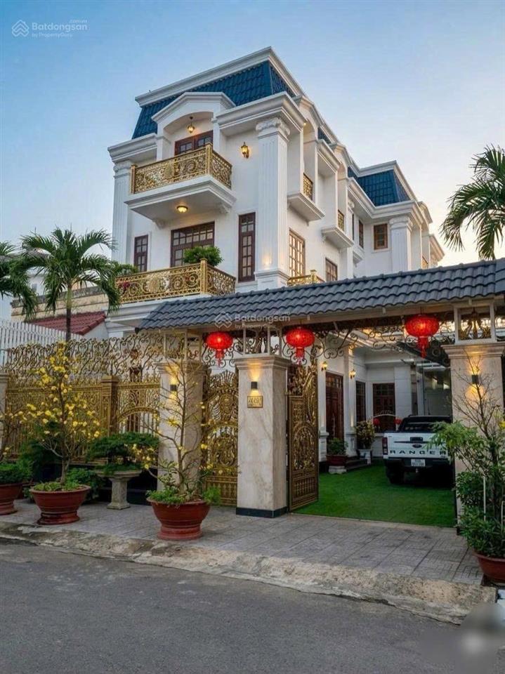 Nợ bank cần ra gấp biệt thự tâm huyết đường linh trung đối diện công viên 244m ngang 12m