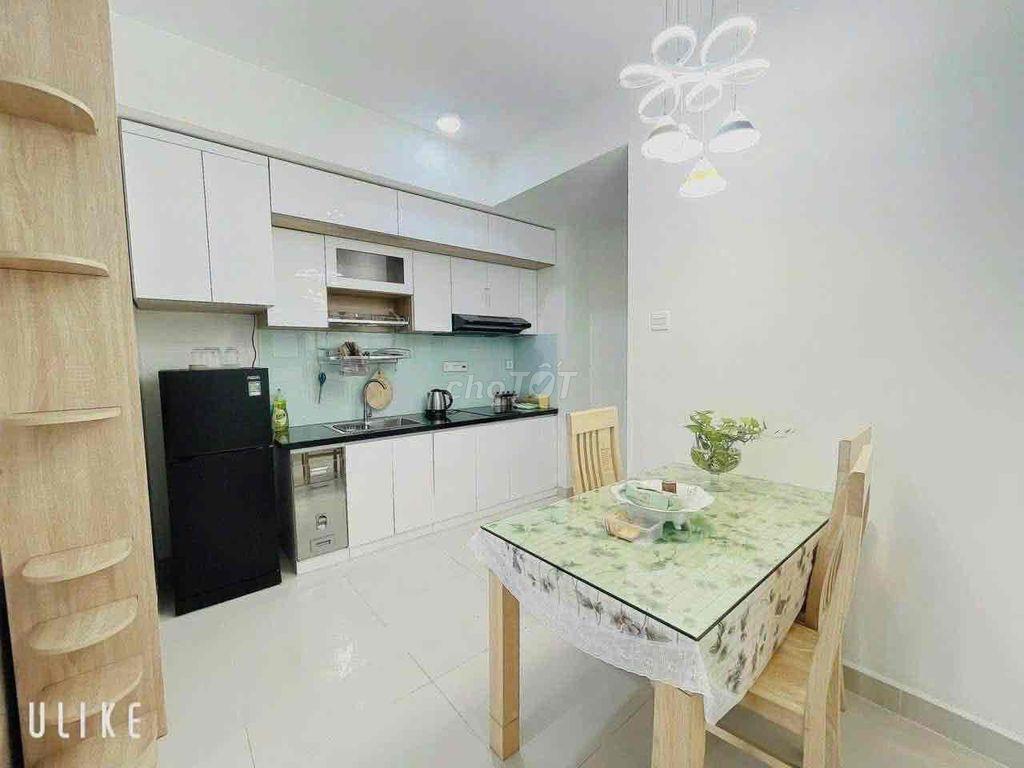 Căn góc 1PN Full nội thất tầng cao sẵn hợp đồng thuê 10Tr/tháng