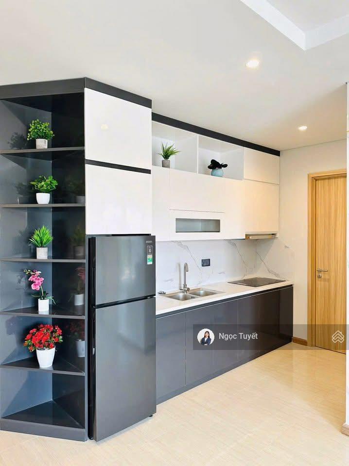 Chủ cần tiền bán nhanh 2 ngủ 2 vs view biển bim 30t giá 2,4x tỷ sẵn sổ. đủ đồ đẹp. 0397 390 ***