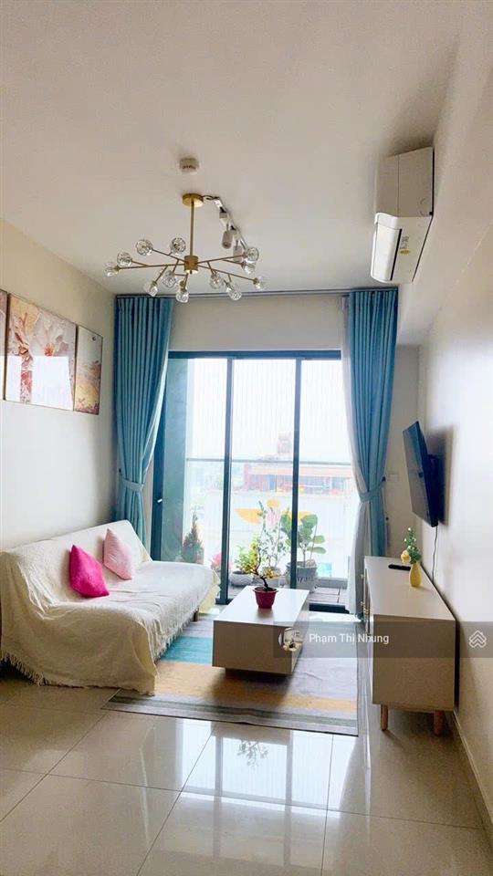 Chính chủ bán căn hộ emerald celadon city 63m2/ 2pn, đầy đủ nội thất, thoáng mát, giá 5,2 tỷ