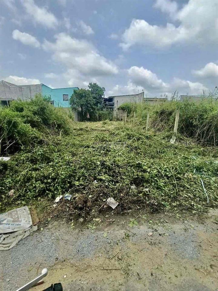 Đất đẹp full thổ 5x23m