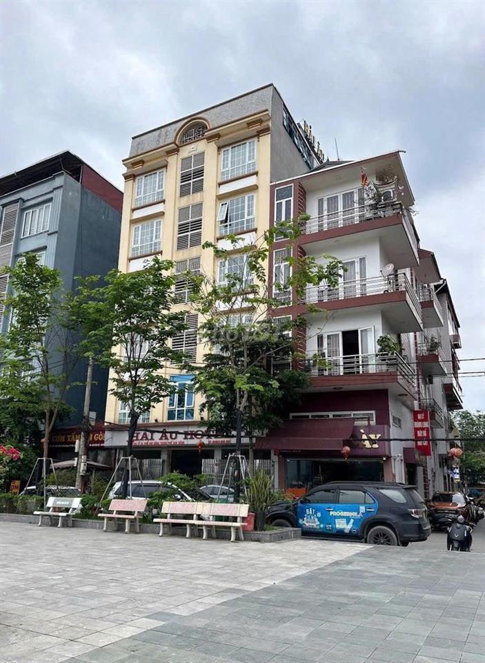 CHÍNH CHỦ BÁN 2 TÒA KHÁCH SẠN 10 TẦNG VỊ TRÍ ĐẸP NHẤT MẶT PHỐ