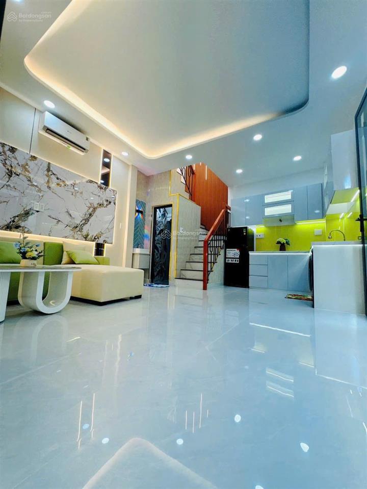 Nhà đẹp hưng phú p9q8 ngang 7,6m có pn dưới trệt