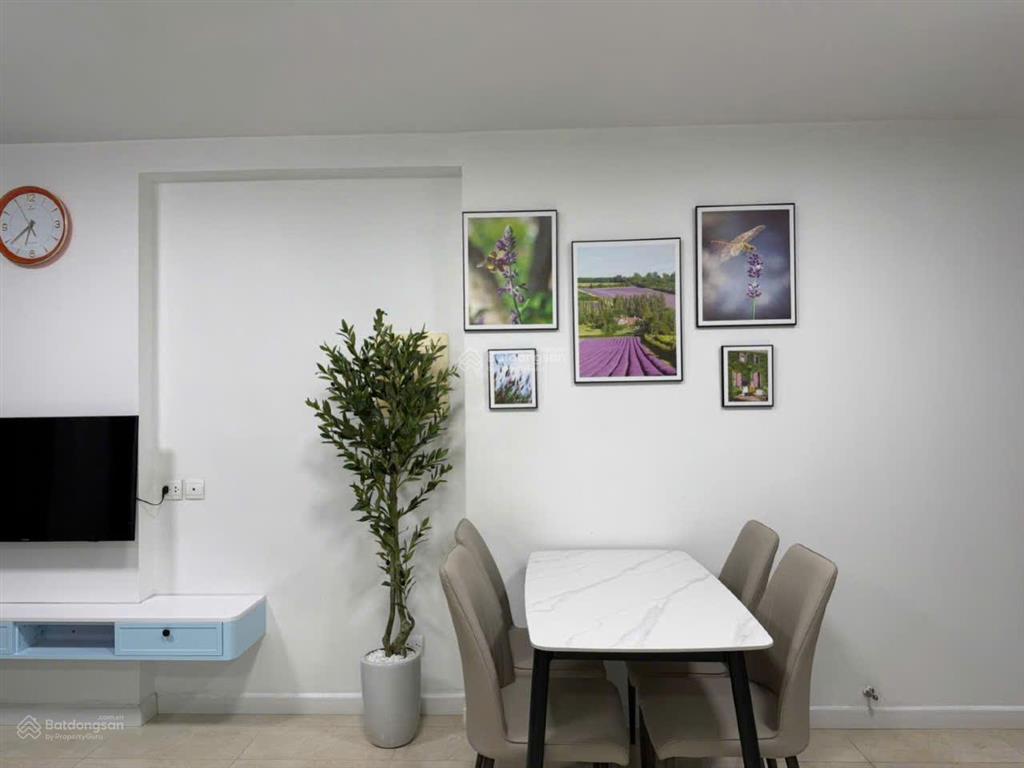 Cc 2pn, 1wc tại vinhomes d'capitale, giá min 4,5 tỷ, 45m2