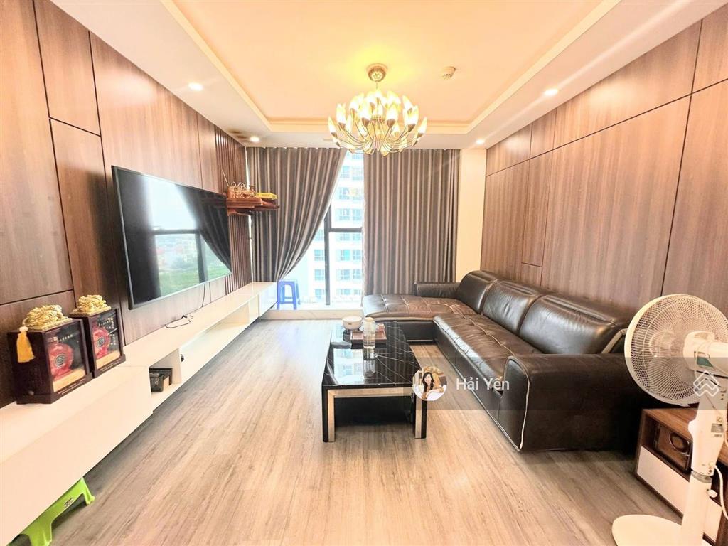 Siêu hiếm! bán căn hộ chung cư trung yên, lô góc, hướng mát, phí dv giá hời hn, 60m2, 2pn, 3.9 tỷ